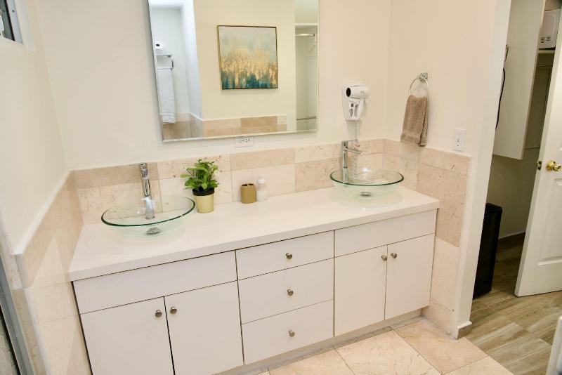 Rio Suites Hotel & Apartments image