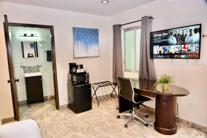 Rio Suites Hotel & Apartments image