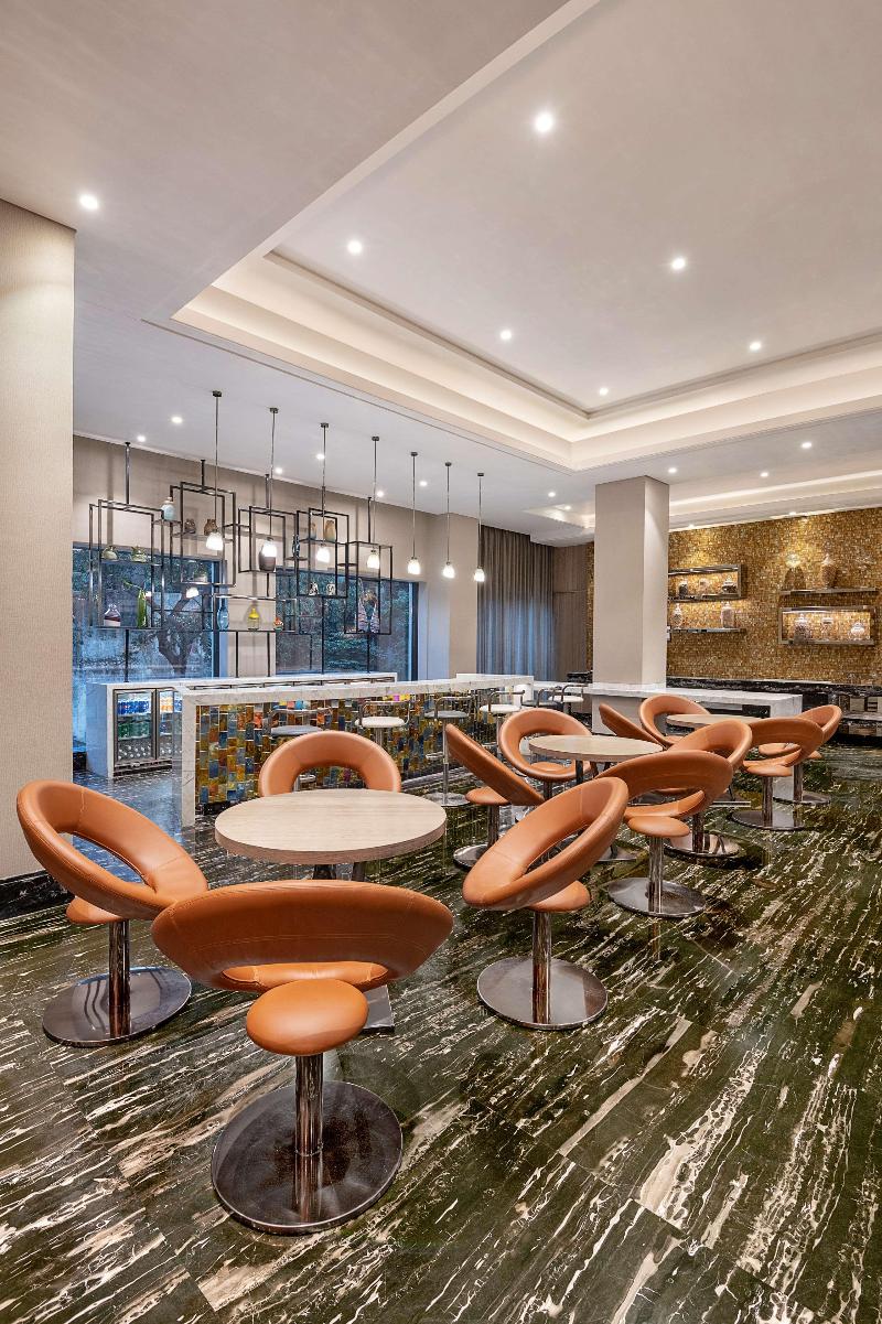 Radisson Mumbai Andheri Midc