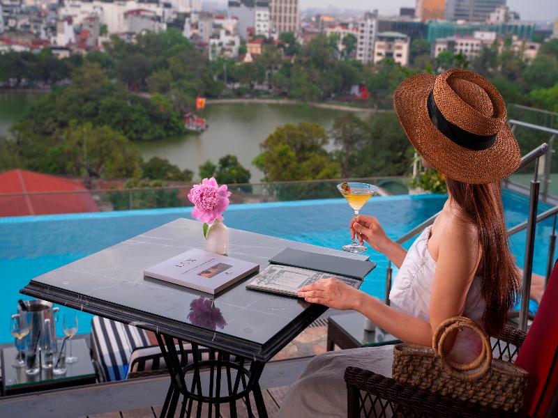 The Oriental Jade Hotel image