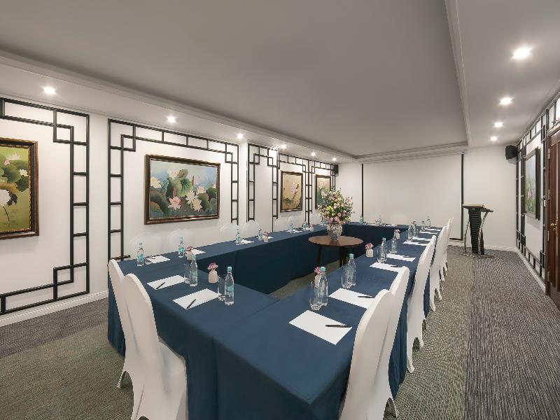 The Oriental Jade Hotel image