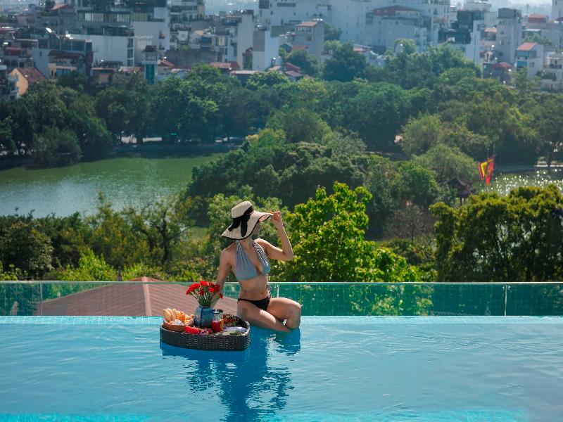 The Oriental Jade Hotel image