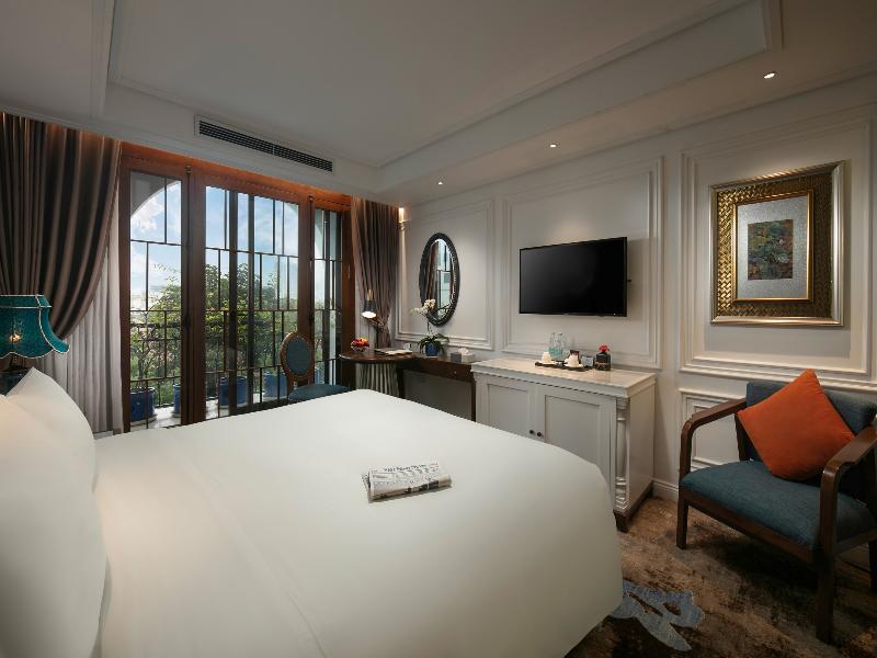 The Oriental Jade Hotel image