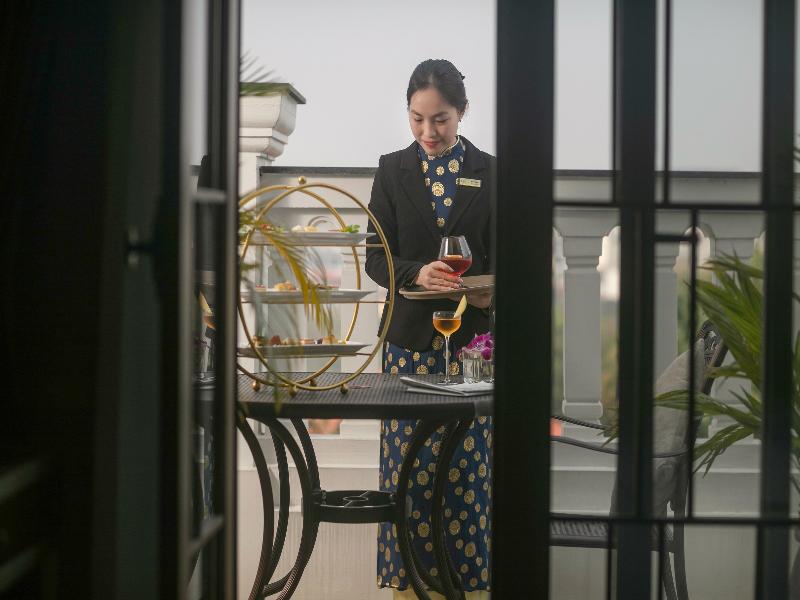 The Oriental Jade Hotel image