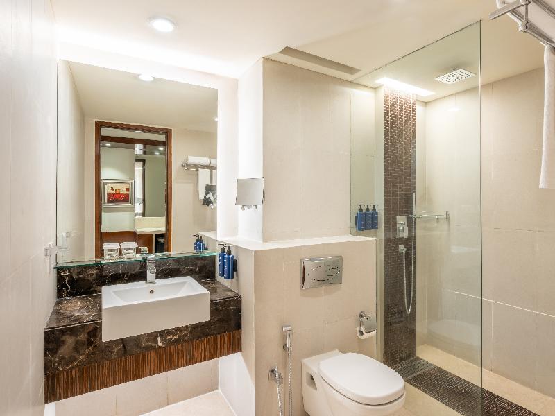 Radisson Blu Hotel Rudrapur image 2
