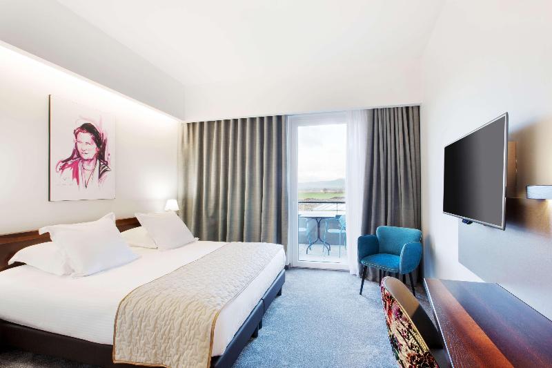 Best Western Plus Hotel Les Humanistes image