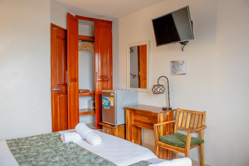 Casa Centenario image