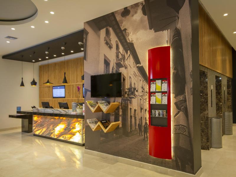 Ibis Quito image