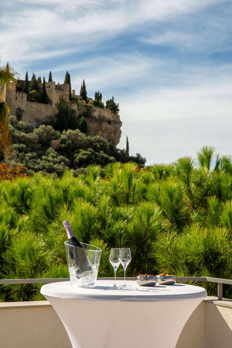 Best Western Hotel & SPA Coeur De Cassis image