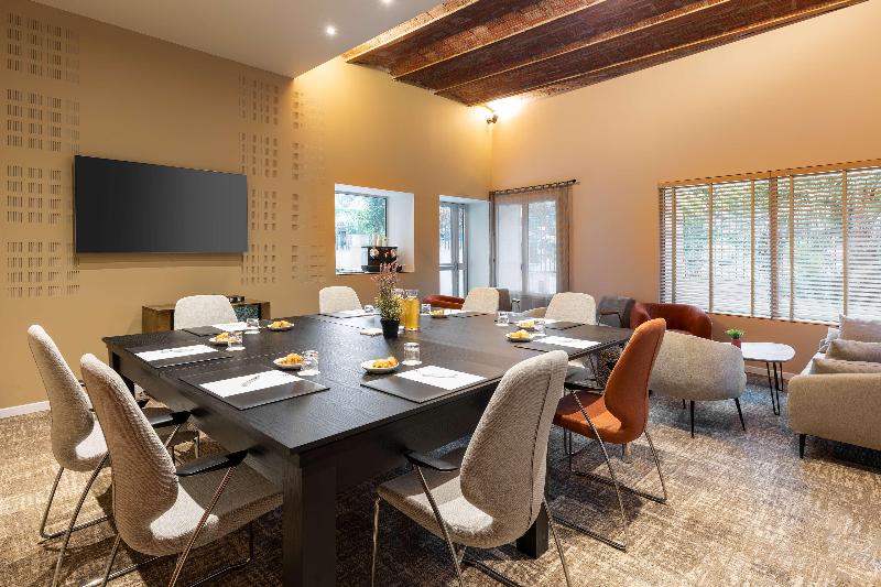 Best Western Hotel & SPA Coeur De Cassis image