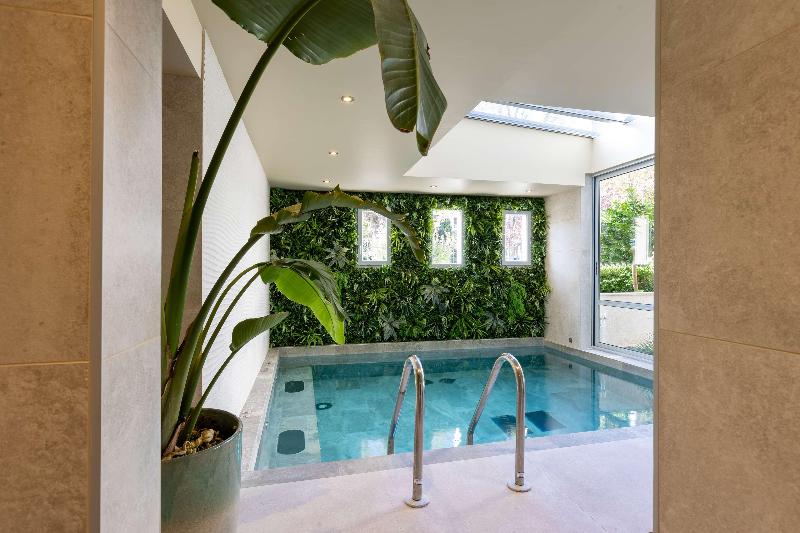 Best Western Hotel & SPA Coeur De Cassis image