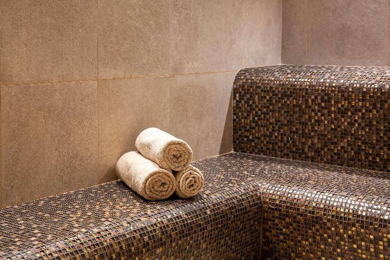 Best Western Hotel & SPA Coeur De Cassis image