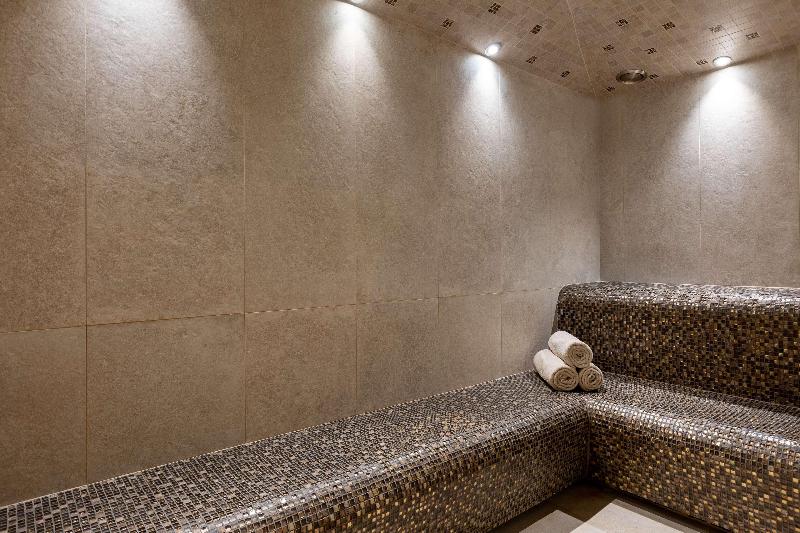 Best Western Hotel & SPA Coeur De Cassis image