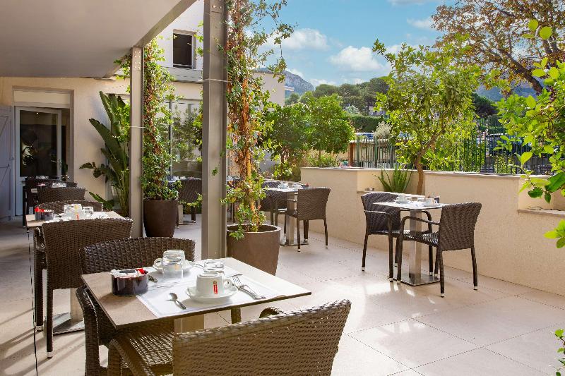 Best Western Hotel & SPA Coeur De Cassis image