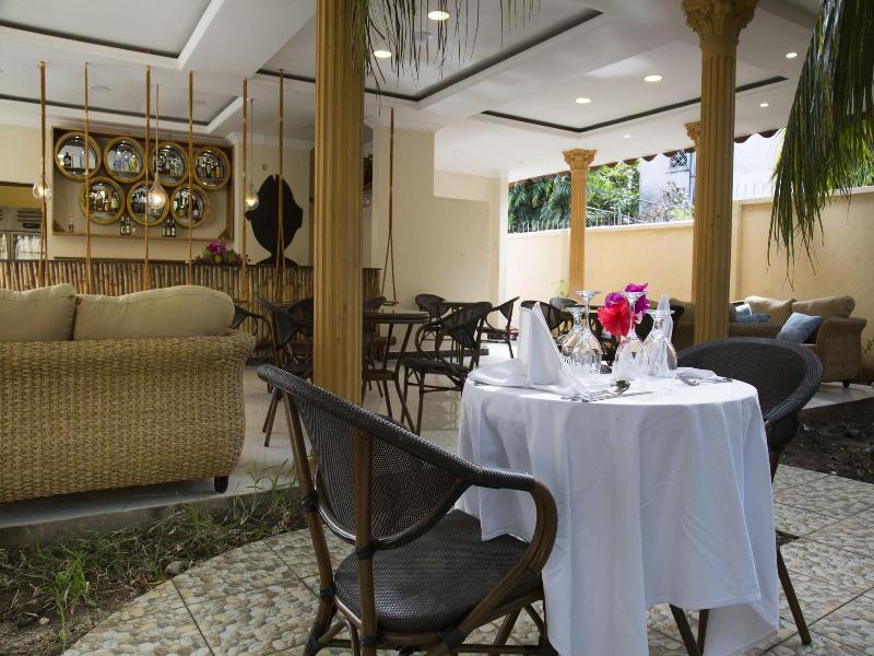 Antonio Garden Hotel image