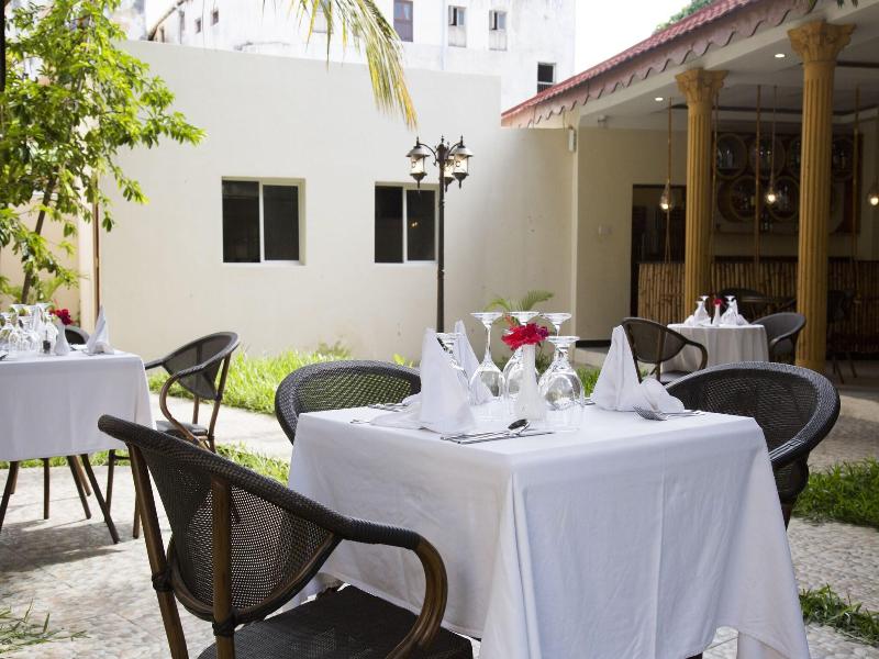 Antonio Garden Hotel image