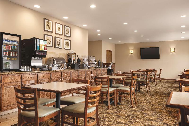 Country Inn & Suites by Radisson, Forest Lake, MN image