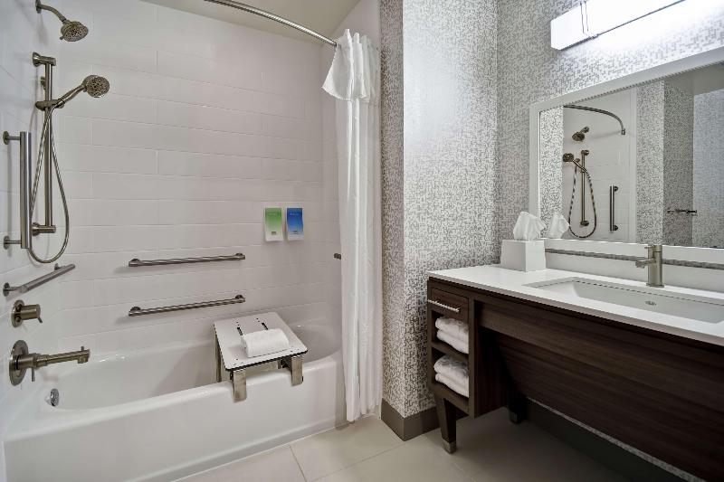 Home2 Suites By Hilton Jekyll Island image