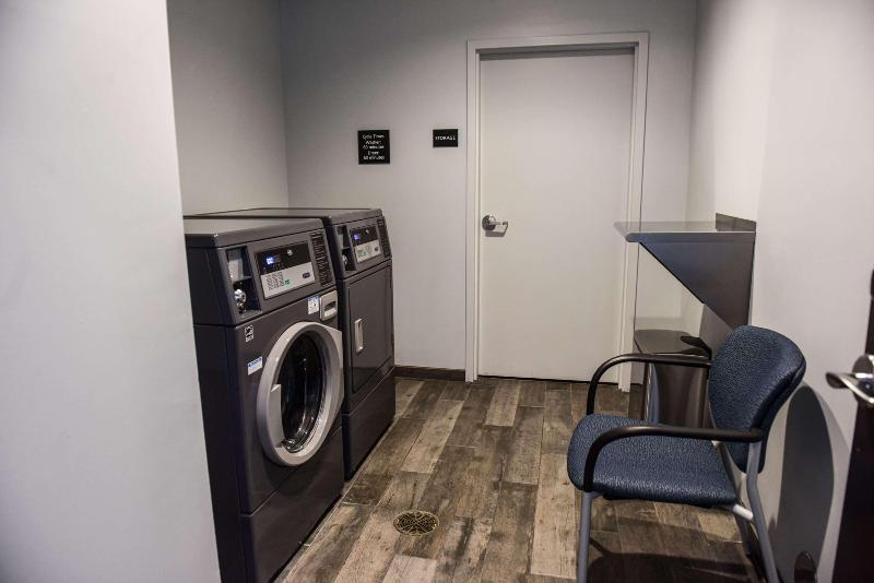 Hampton Inn & Suites By Hilton Lenoir image