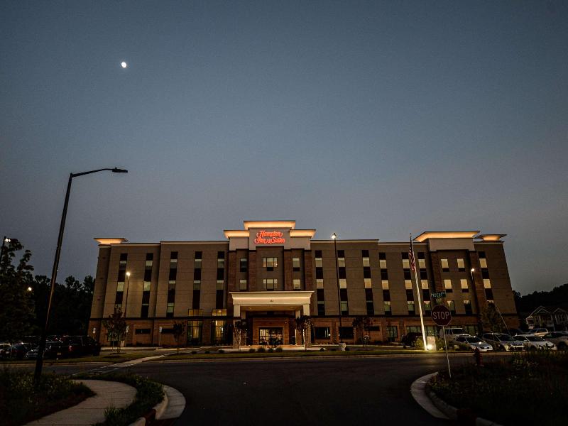 Hampton Inn & Suites By Hilton Lenoir image