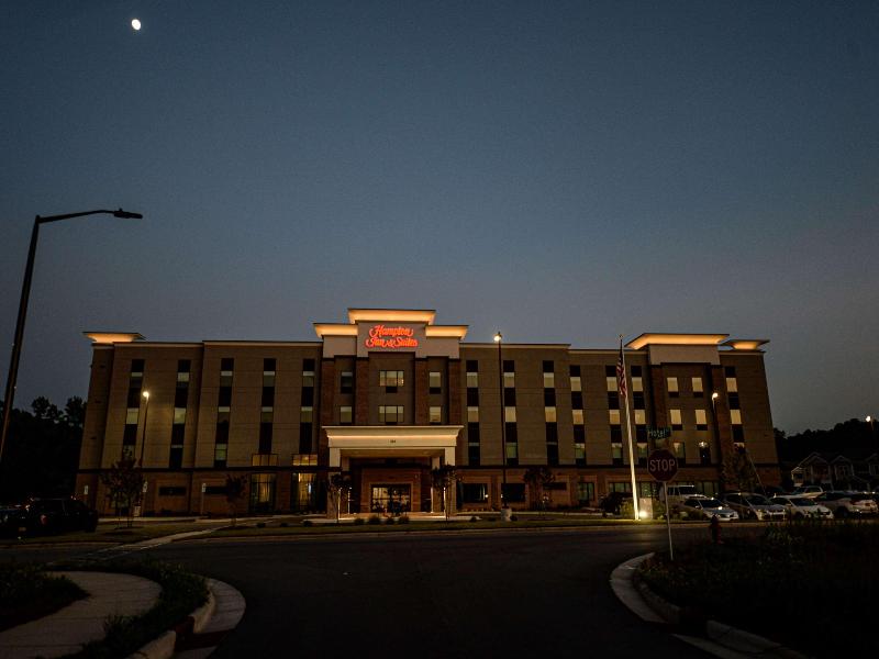 Hampton Inn & Suites By Hilton Lenoir image