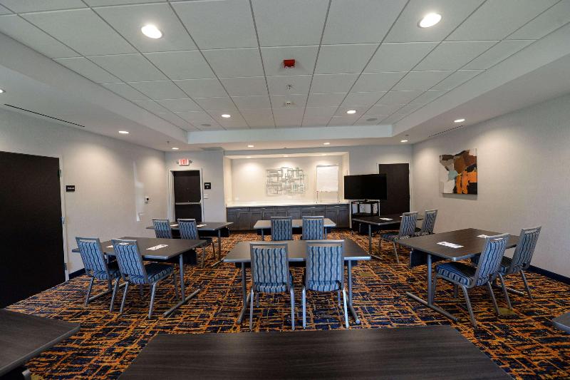 Hampton Inn & Suites By Hilton Lenoir image