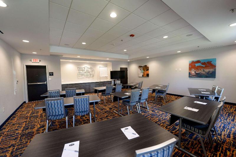 Hampton Inn & Suites By Hilton Lenoir image