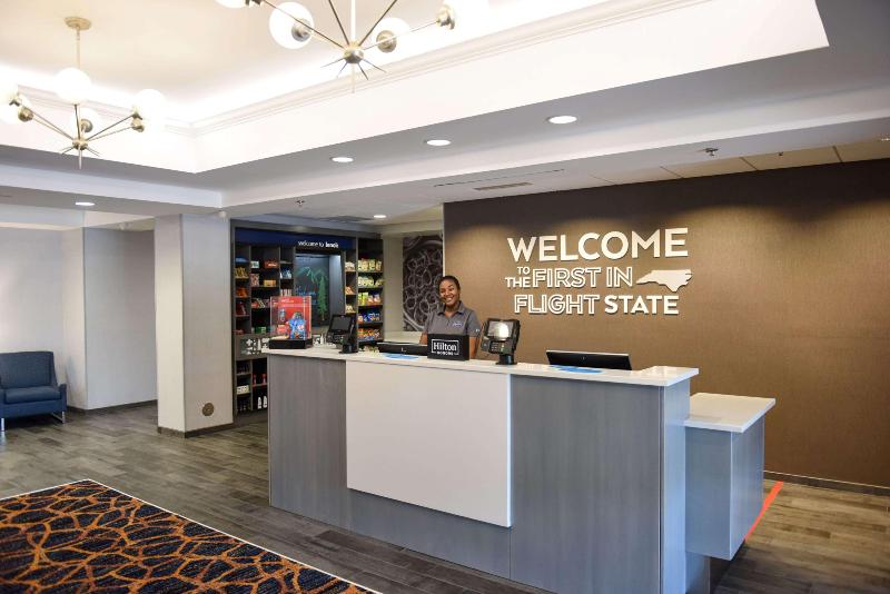 Hampton Inn & Suites By Hilton Lenoir image
