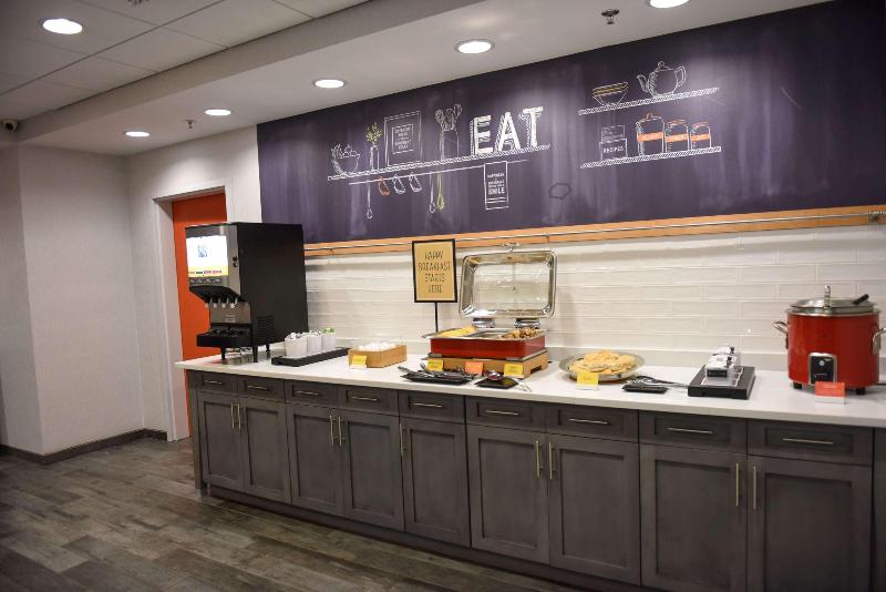 Hampton Inn & Suites By Hilton Lenoir image
