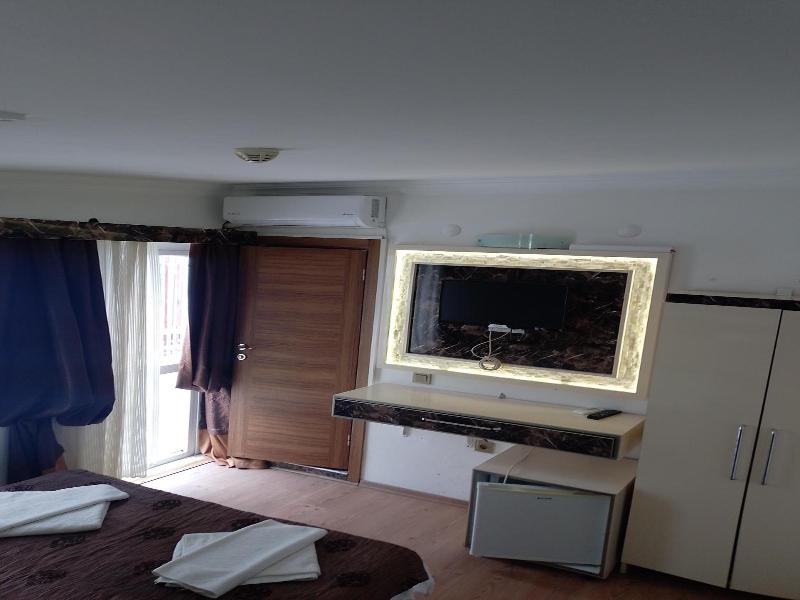 Behram Hotel image