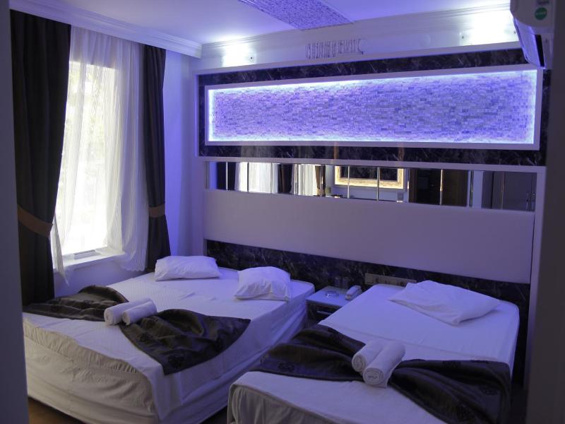Behram Hotel image