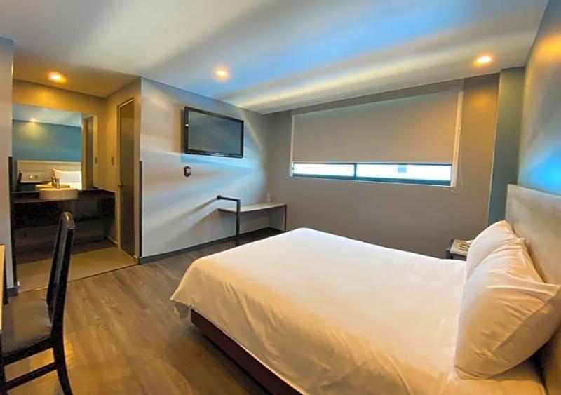 Hotel Estrella de Oriente image
