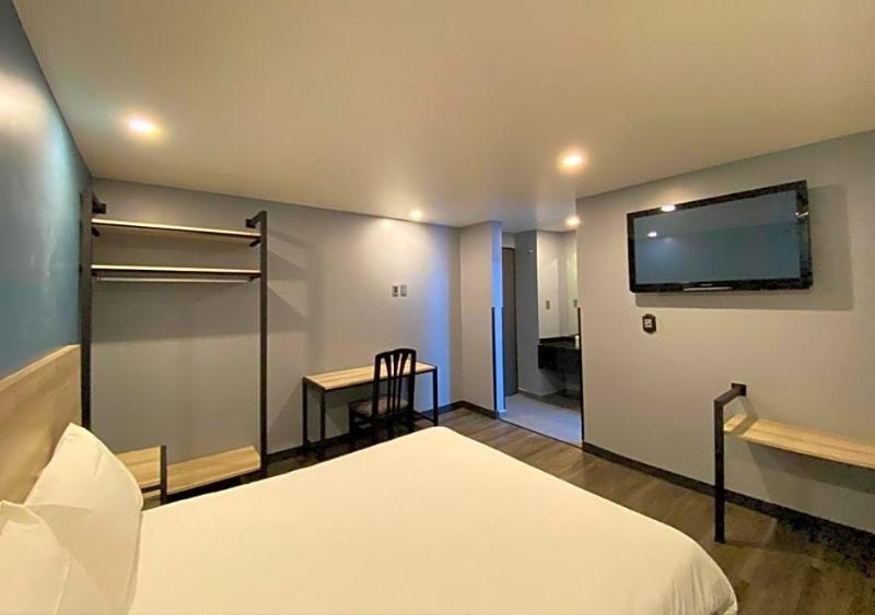 Hotel Estrella de Oriente image