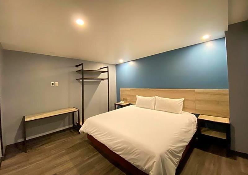 Hotel Estrella de Oriente image