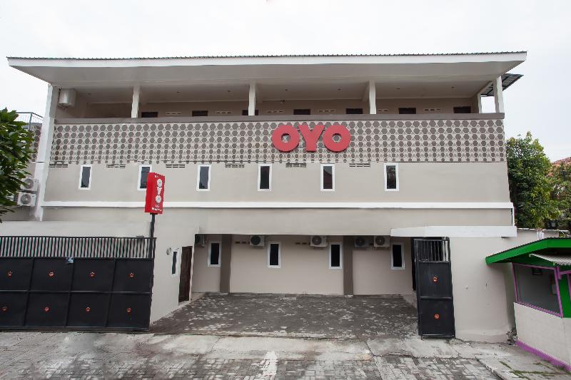 OYO 134 LG Residence