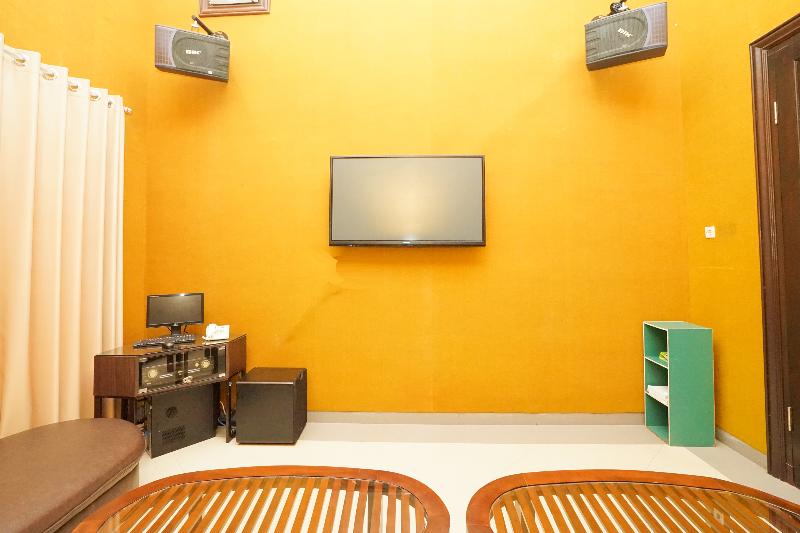 Avila Ketapan Rame Hotel