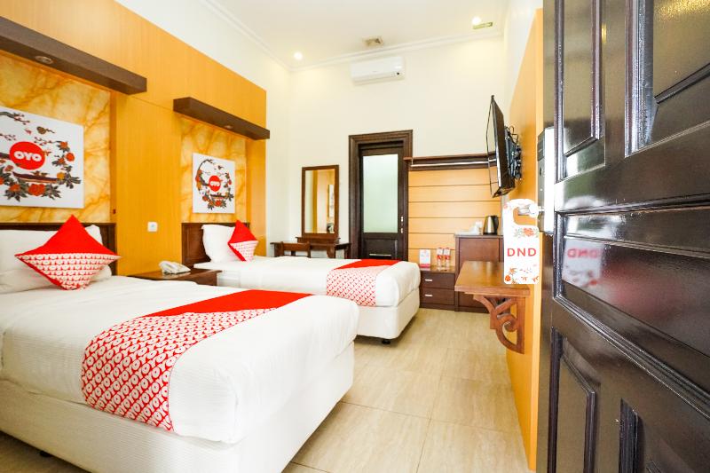 Avila Ketapan Rame Hotel