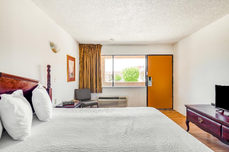 OYO Hotel Groesbeck image
