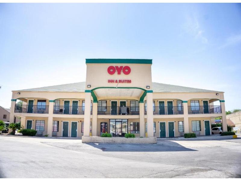OYO Inn & Suites Medical Center San Antonio image