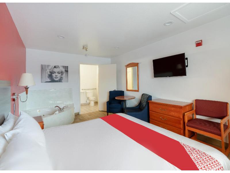 OYO Hotel San Antonio near AT&T Center image