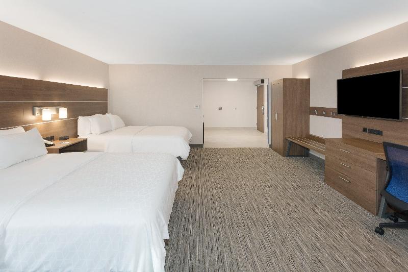 Holiday Inn Express & Suites Ottawa Downtown East photo 24