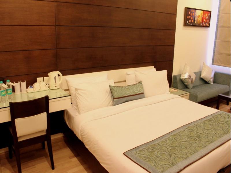 Hotel Amrapali Grand image