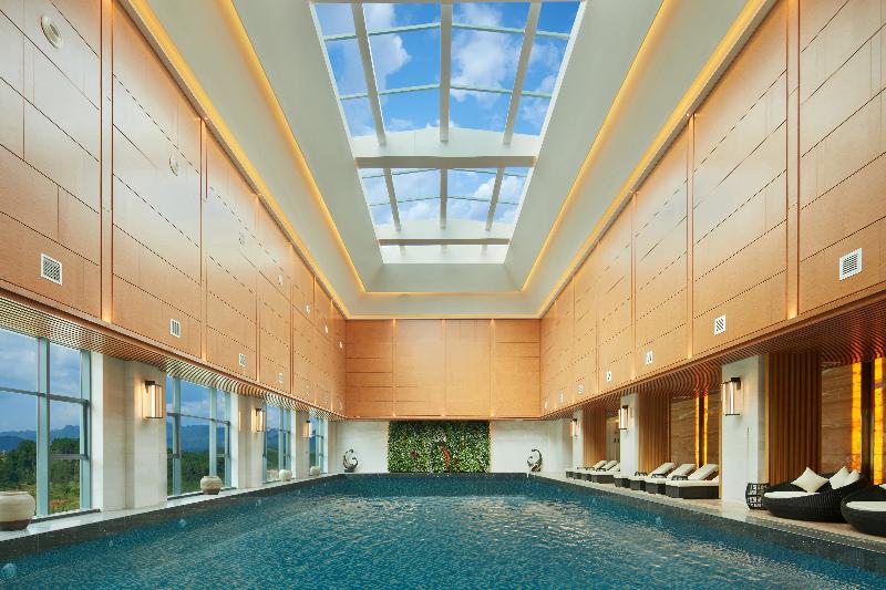 Grand New Century Hotel Zunyi image