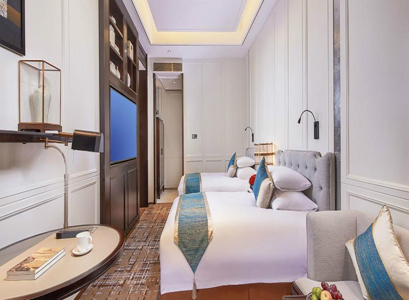 Grand New Century Hotel Zunyi image