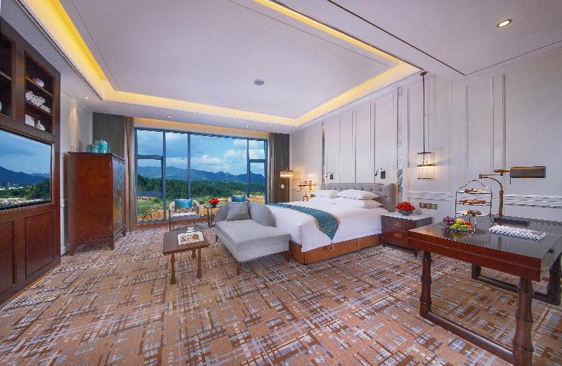 Grand New Century Hotel Zunyi image