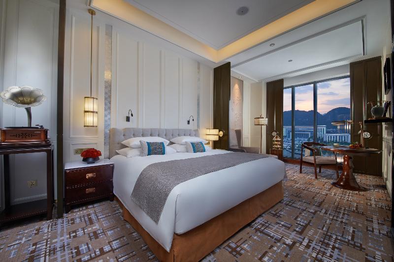 Grand New Century Hotel Zunyi image 4