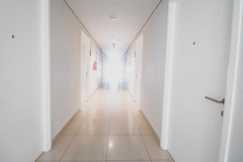 RedDoorz Apartment near Summarecon Mall Serpong