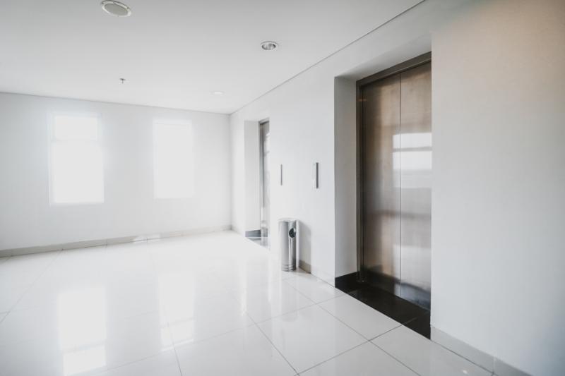 RedDoorz Apartment near Summarecon Mall Serpong