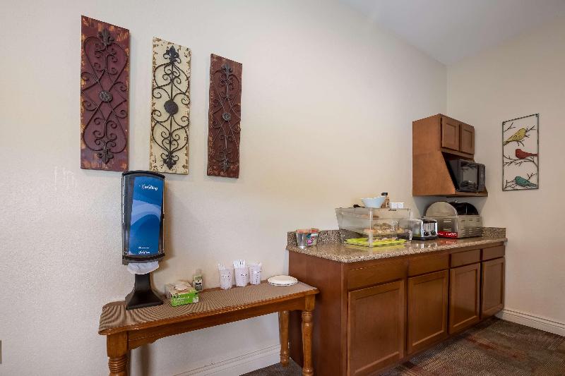 Surestay By Best Western Whittington Rend Lake image 9