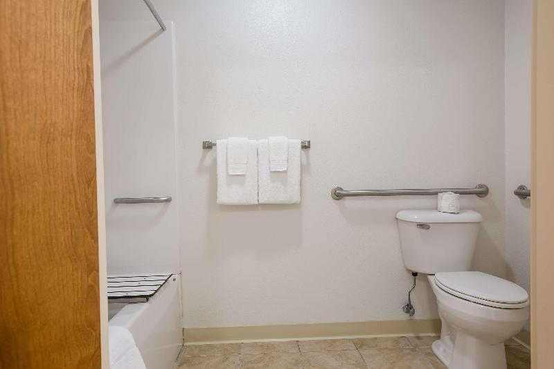 Surestay By Best Western Whittington Rend Lake image